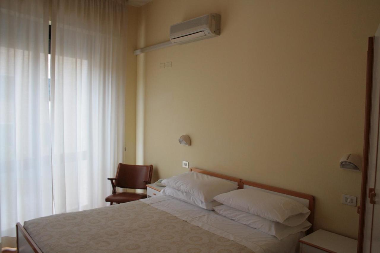 Hotel Risorgimento Chianciano Terme Room photo