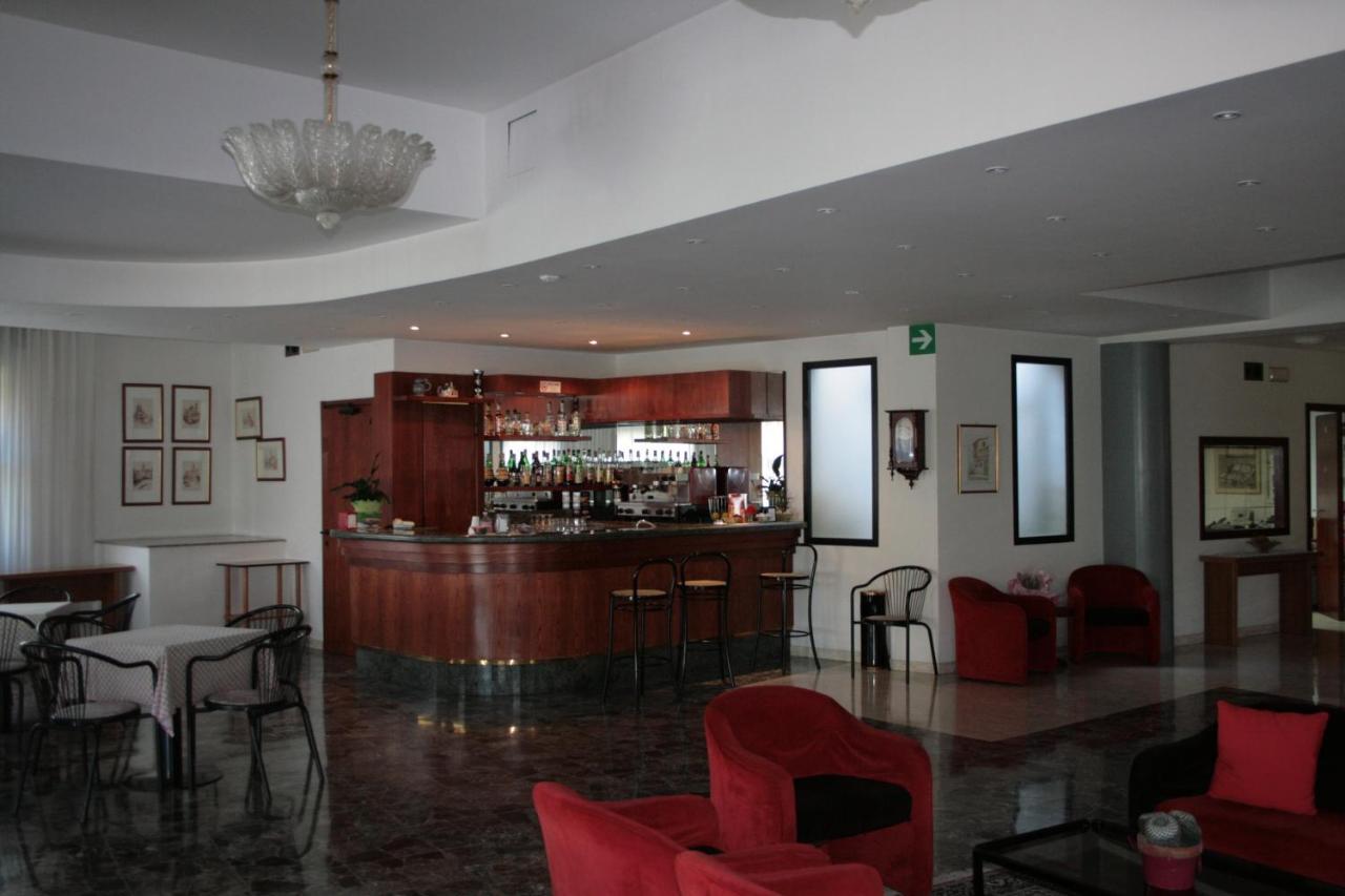 Hotel Risorgimento Chianciano Terme Exterior photo